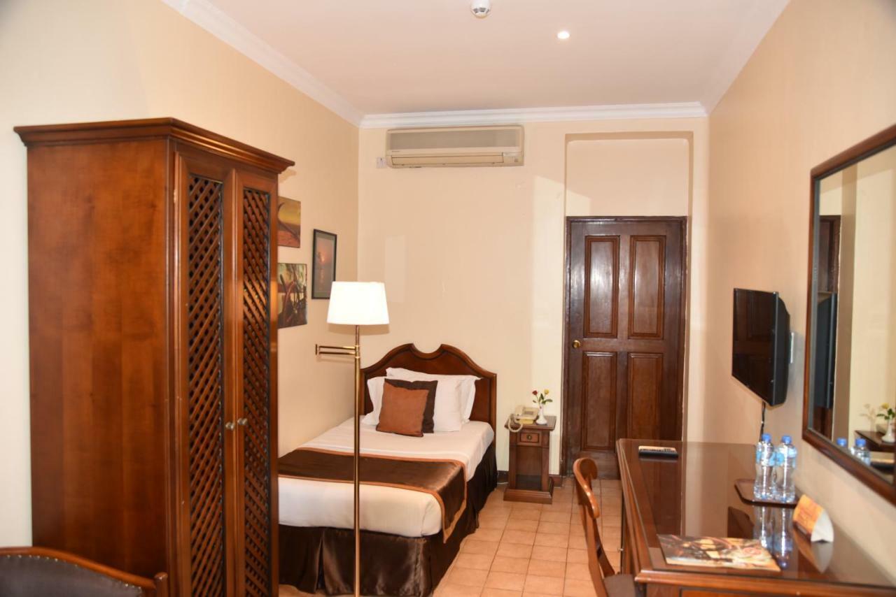 Speke Hotel 1996 Ltd Καμπάλα Εξωτερικό φωτογραφία