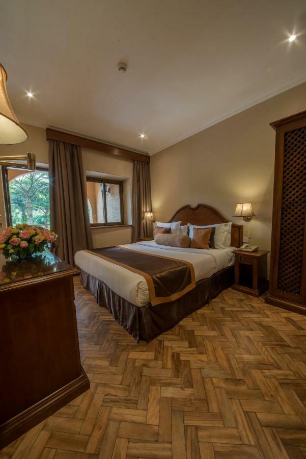 Speke Hotel 1996 Ltd Καμπάλα Εξωτερικό φωτογραφία